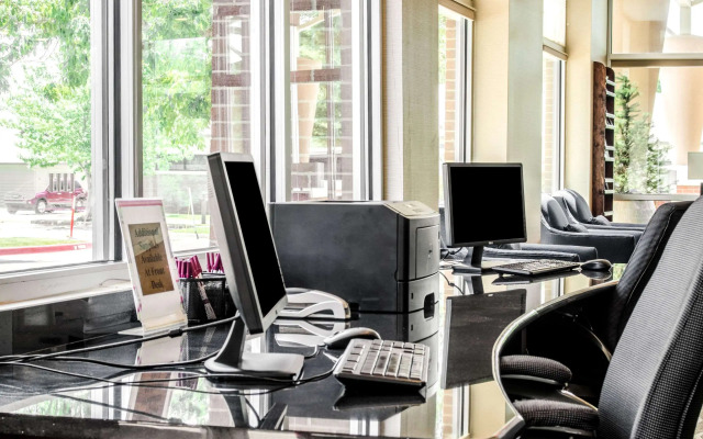 Comfort Suites Bentonville - Rogers