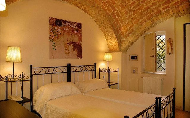 The Olive Inn