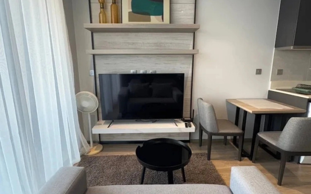 Seaview Beach Front Gem At A Great Price