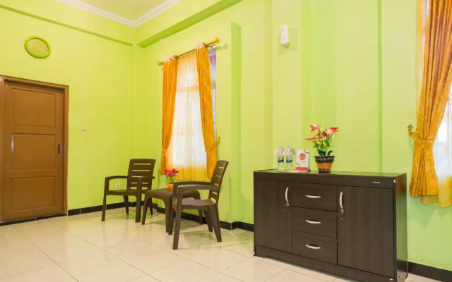 OYO 1419 Rhona Guest House Syariah