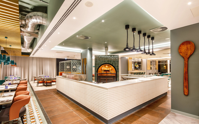 Holiday Inn Manchester Airport by IHG