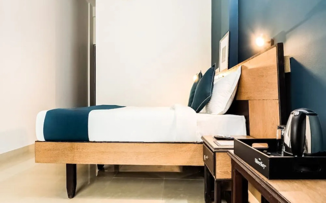 SilverKey Executive Stays 45762 Accadia Residency
