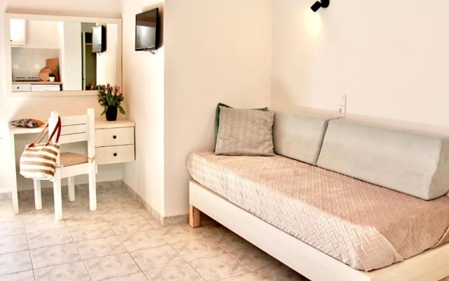 Comfy Loft at Regina Apartments
