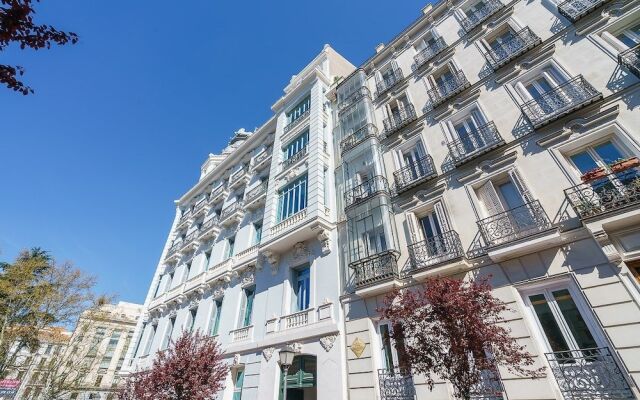 Отель Home Club Marqués del Duero II Мадрид вид на фасад