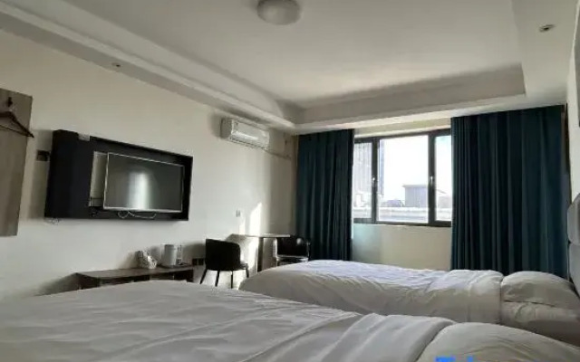Yatu Hotel (Daminghu Station Huangtai Huanqiu Jiaju Expo Center Branch)