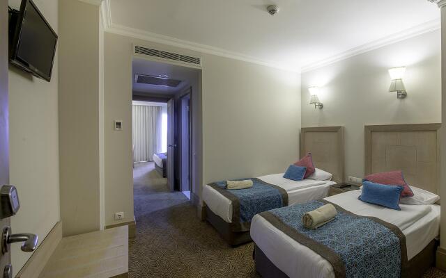 Отель Crystal De Luxe Resort & Spa – All Inclusive комната для гостей