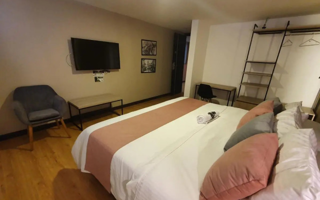 Hotel Santori