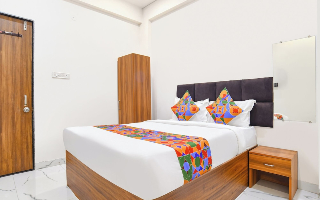Fabhotel Mannat