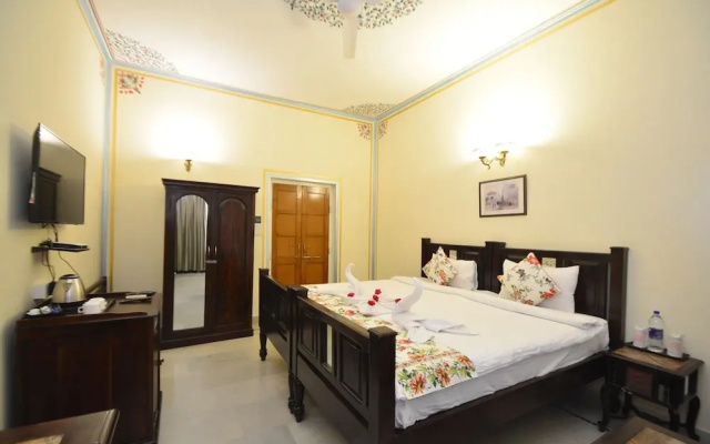 Mahal  Khandela