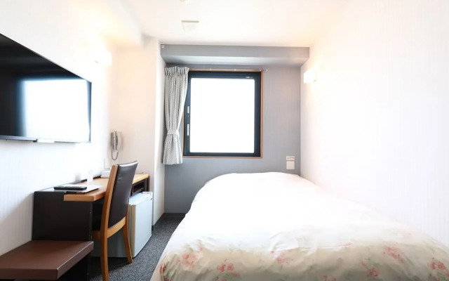 Toyama Town Hotel