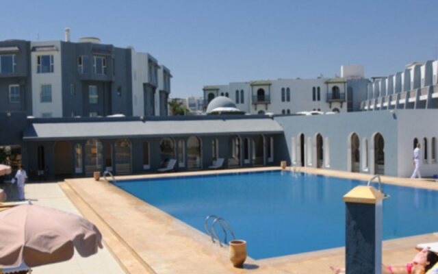 Отель Casablanca Le Lido Thalasso & Spa (ex Riad Salam) Марокко, Касабланка - 1 отзыв об отеле, цены и фото номеров - забронировать отель Casablanca Le Lido Thalasso & Spa (ex Riad Salam) онлайн вид на фасад