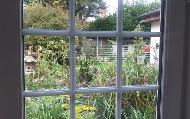 House - Sleeps 2, pet Friendly & Free Parking