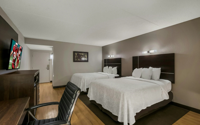 Red Roof Inn PLUS+ & Suites Knoxville West-Cedar Bluff