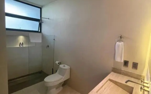 Jungle View 2bed 2bath Condo/ Wi-Fi/ Pool/ Gym