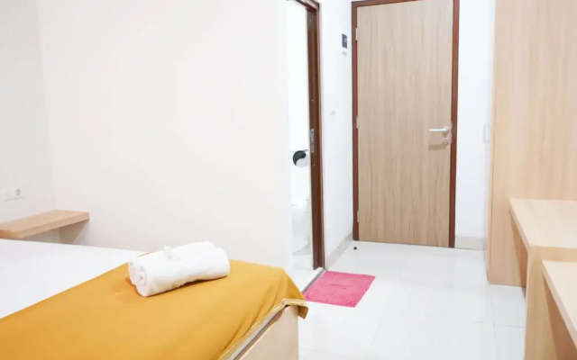 UROOMS Tanah Abang