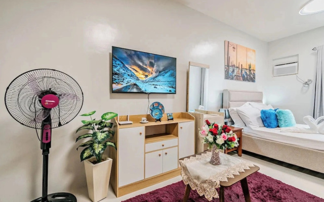 Precious Florannjoe Chic New Studio With Best Care