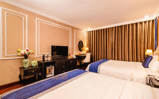 La Maison Boutique Hotel