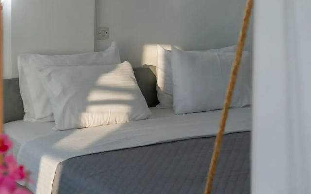 Blu Rooms Santorini