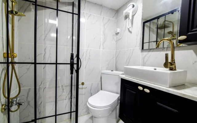 P2406 in Stanbul With 1 Bedrooms and 1 Bathrooms