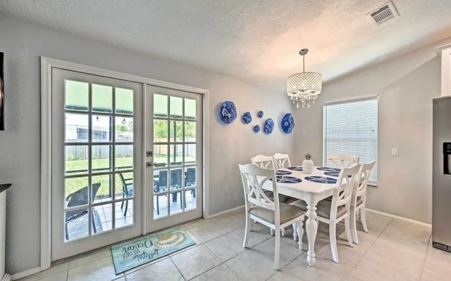 Retreat w/ Heated Pool Near Vanderbilt Beach!