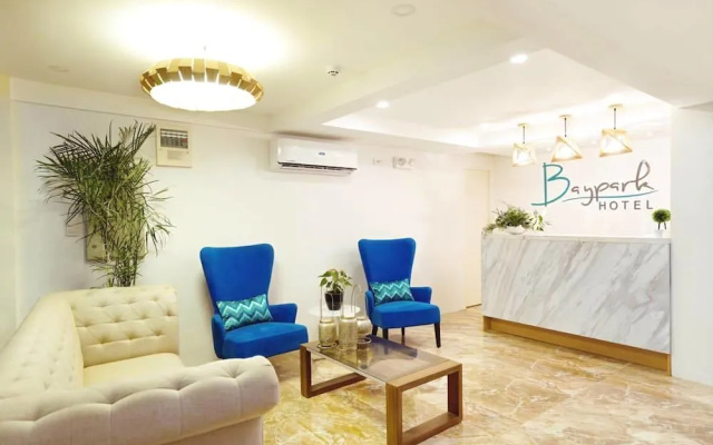 Baypark Inn
