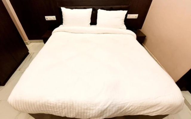 Hotel V K Inn