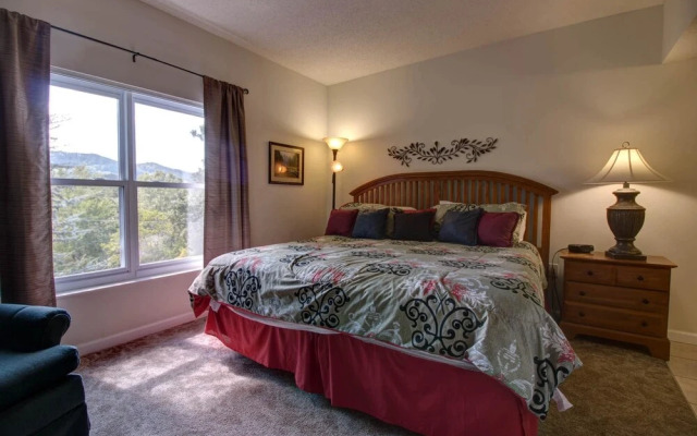 Whispering Pines 521