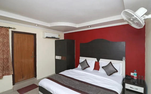 Punjab Regency By OYO Rooms