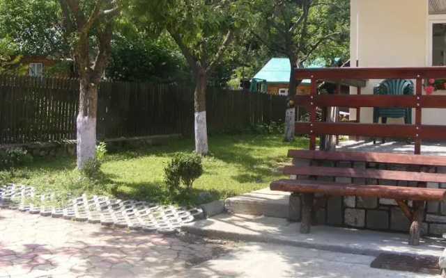 Casuta De La Munte