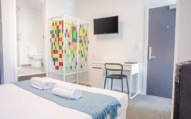 The Setup on Manners Apartment Hotel