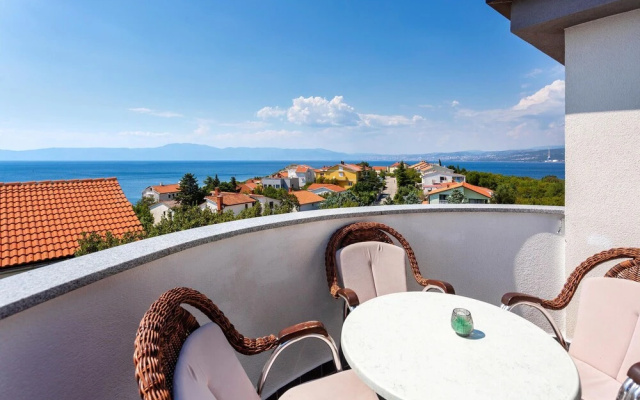 Awesome Home in Hr-51513 Omisalj With Wifi and 1 Bedrooms