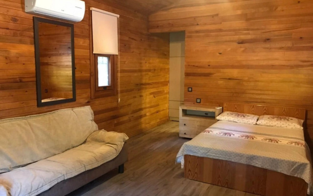 Lovely Summer House with Shared Pool in Kepez