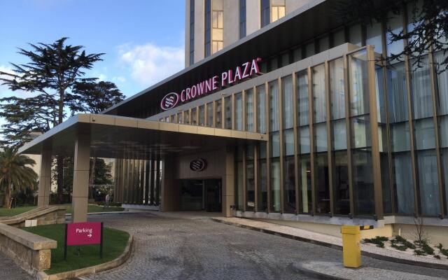 Отель Crowne Plaza Porto вид на фасад