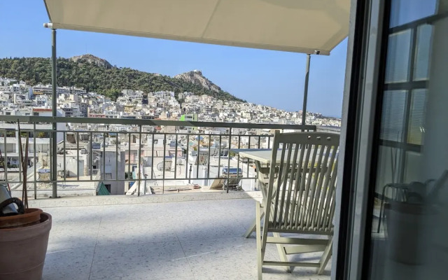 Rooftop Studio With Acropolis and sea View