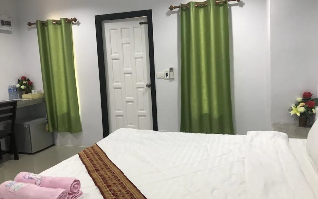 Kanyaphat Gardenview Resort