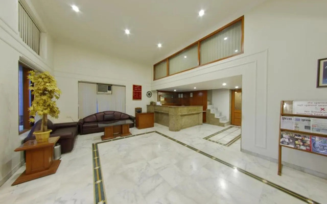 Hotel Apex Surat
