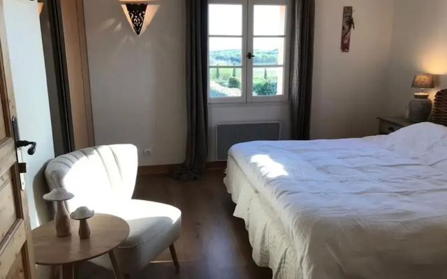 Peaceful Retreat in Pougnadoresse