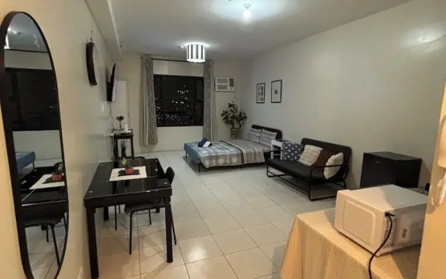 Carnivale Inn Staycations
