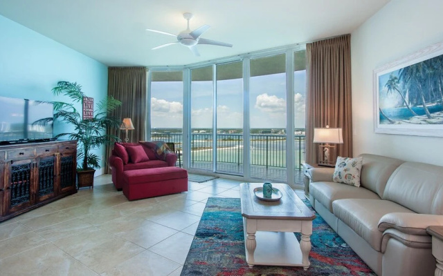 Penthouse With Breathtaking Views - Unit Crcph03