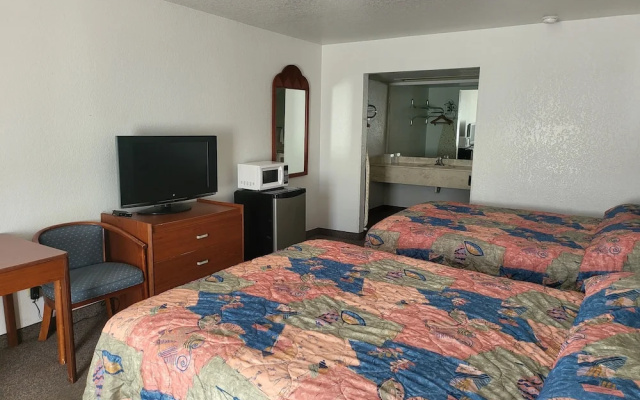 Blue Ribbon Inn and Suites