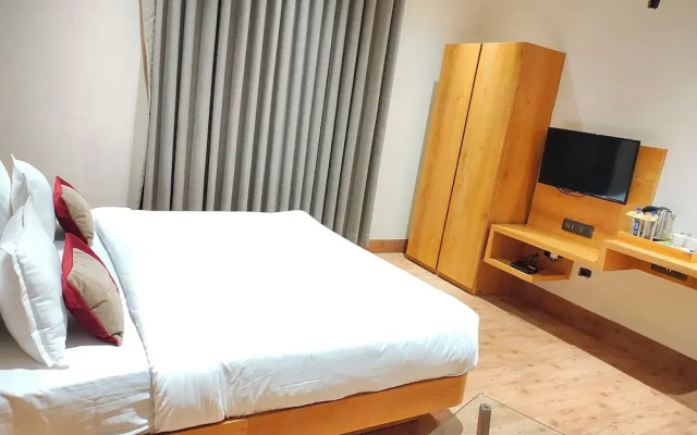 Aceotel Premier TK Morbi