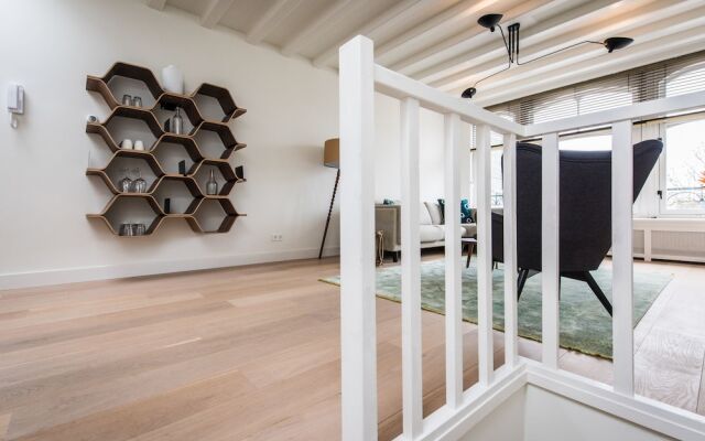 Апартаменты Jordaan Harlem Apartments вид на фасад