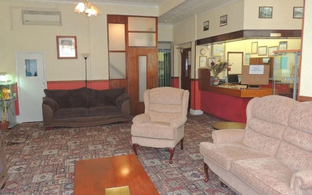 OYO Swanvale Lodge Hotel - SELF CHECK IN