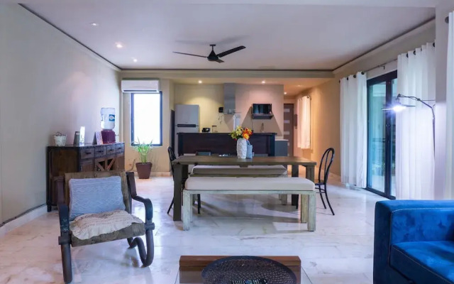 Lotus 2 Condo One Block Away from Mamitas Beach Club by RedAwning