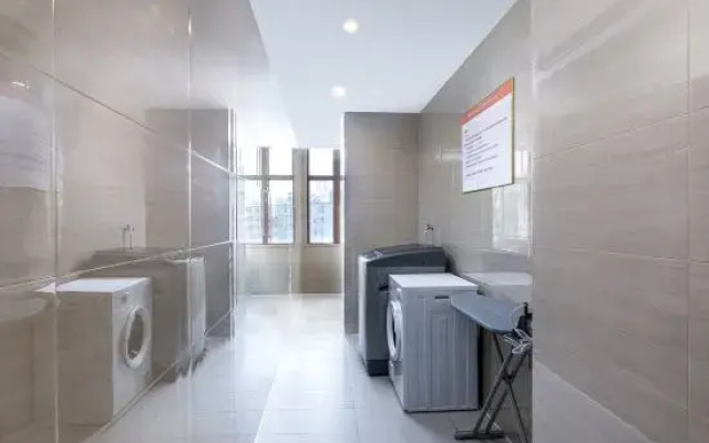 Vienna Hotel (Huizhou Yeting Avenue)