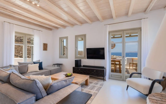 Mykonos 3 BR Luxury Villa Private Pool Views