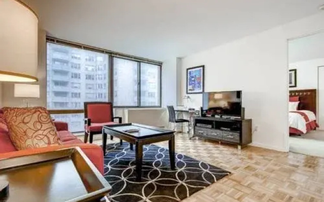 300 East 39th Apartments