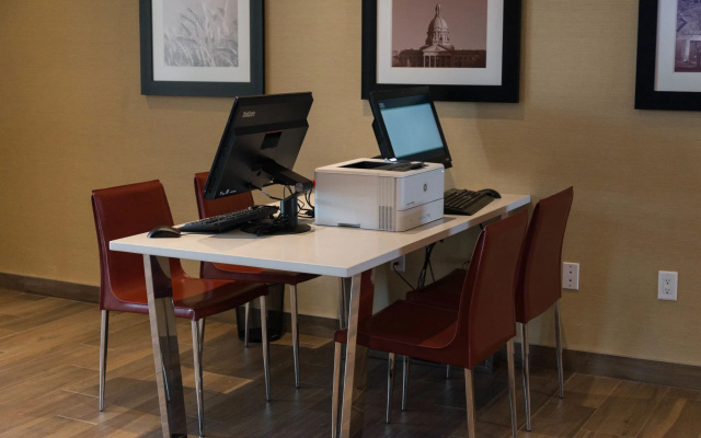 Four Points By Sheraton Sherwood Park