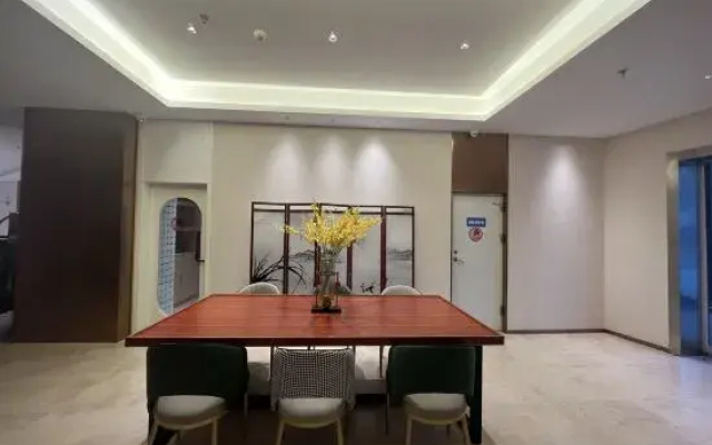 Baili Hotel