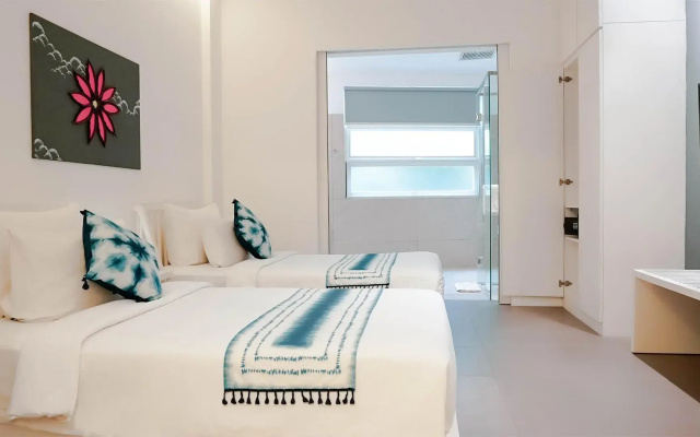 K Gallery Hotel